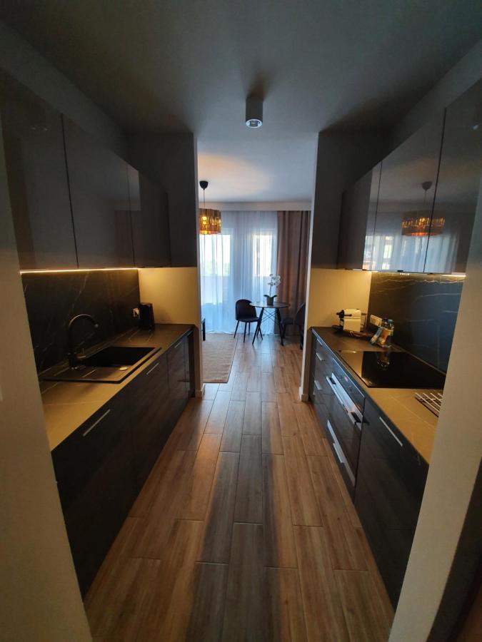 Apartamenty Ceglana Park -Parking W Hali Garazowej- Piekne Nowe Osiedle คาโตวีตเซ ภายนอก รูปภาพ